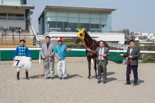 地方競馬共有馬主クラブ ビッグダディオーナーズクラブ 「カッテニシヤガレ」