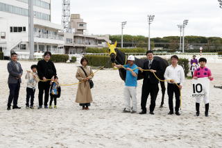 地方競馬共有馬主クラブ ビッグダディオーナーズクラブ 「ランウェイクイーン」