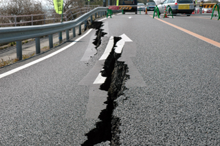 東北地方太平洋沖地震! 東北地方太平洋沖地震!