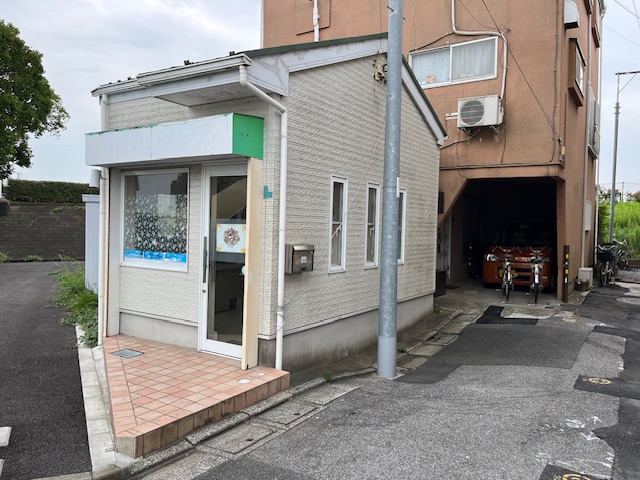東篠崎二丁目売店舗事務所