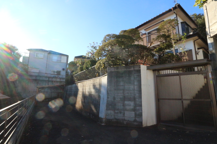 多摩湖町4丁目戸建