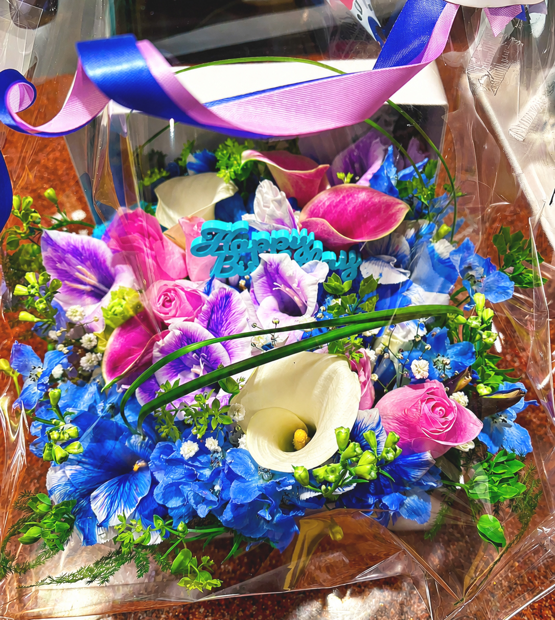錦糸町タイスナックエイコ 店内雰囲気お祝いの花