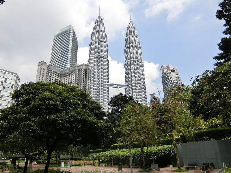 KL^[